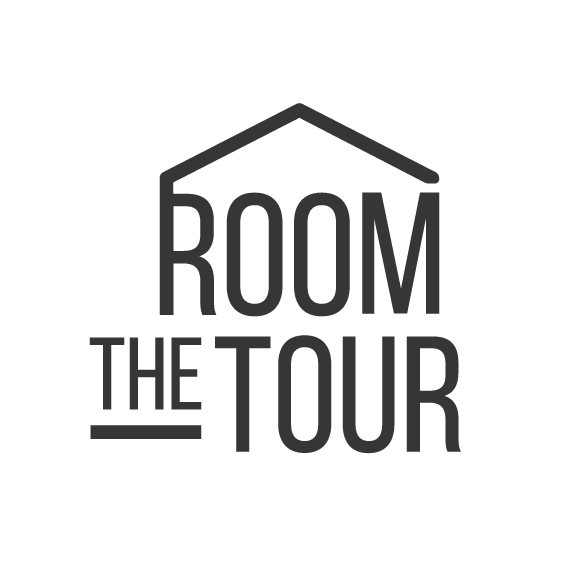 THE ROOM TOUR
